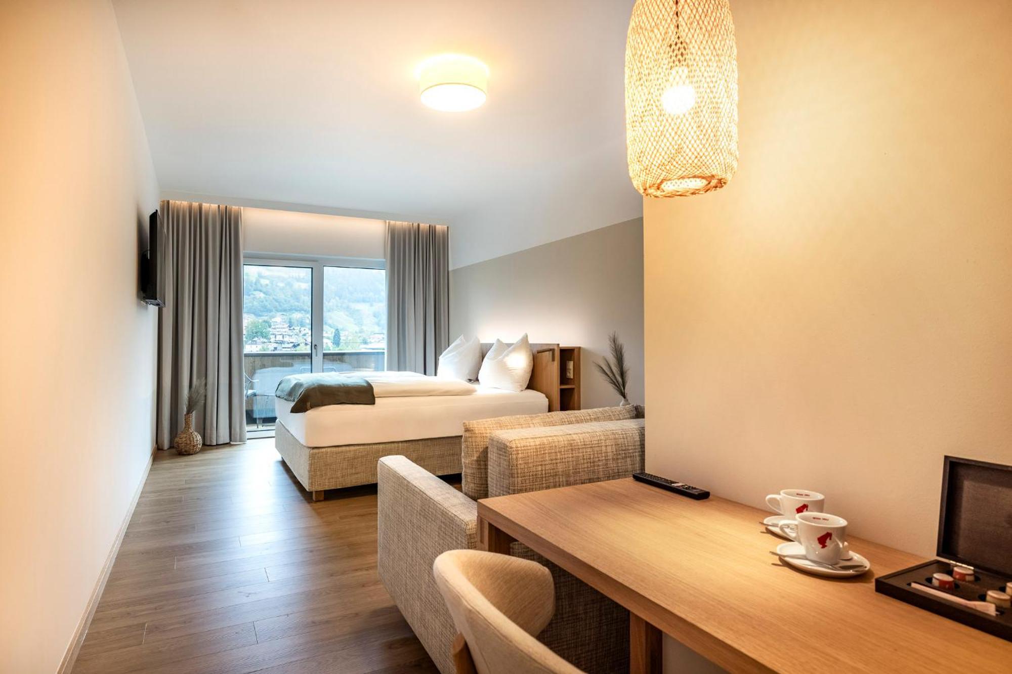 סנט יוהן אים פונגאו Hotel Hubertus מראה חיצוני תמונה