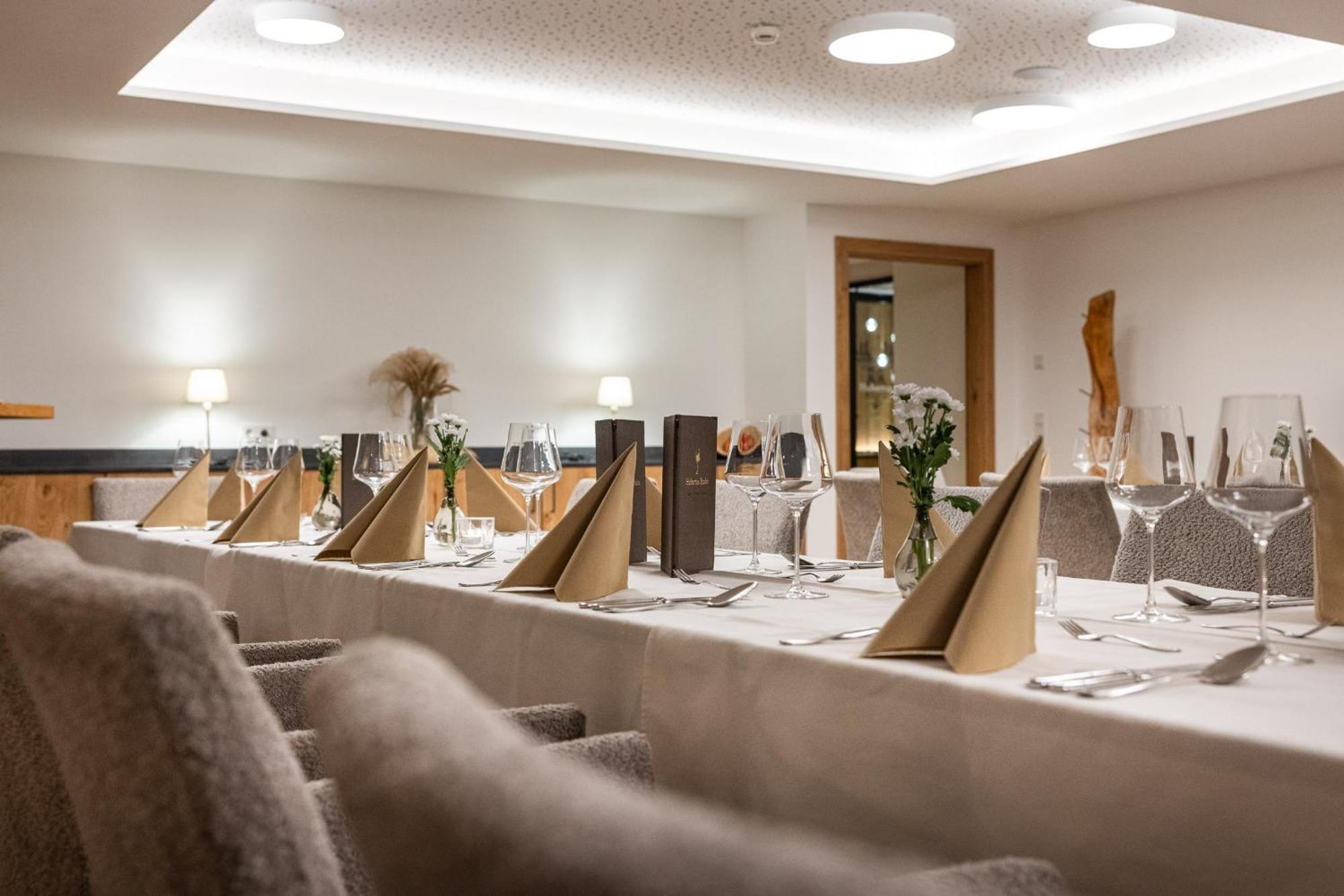 סנט יוהן אים פונגאו Hotel Hubertus מראה חיצוני תמונה